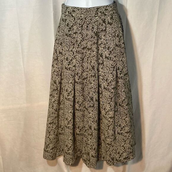 Liz Claiborne Dresses & Skirts - LIZ CLAIBORNE black tan white floral a-line midi skirt 6